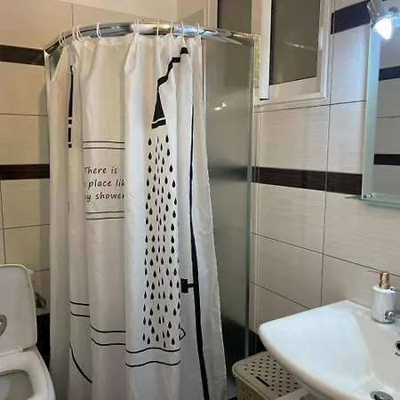 Boulevard Apartment