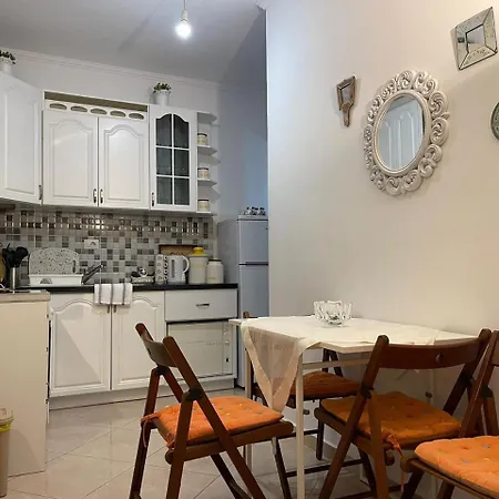 Apartment Boulevard Gjashte